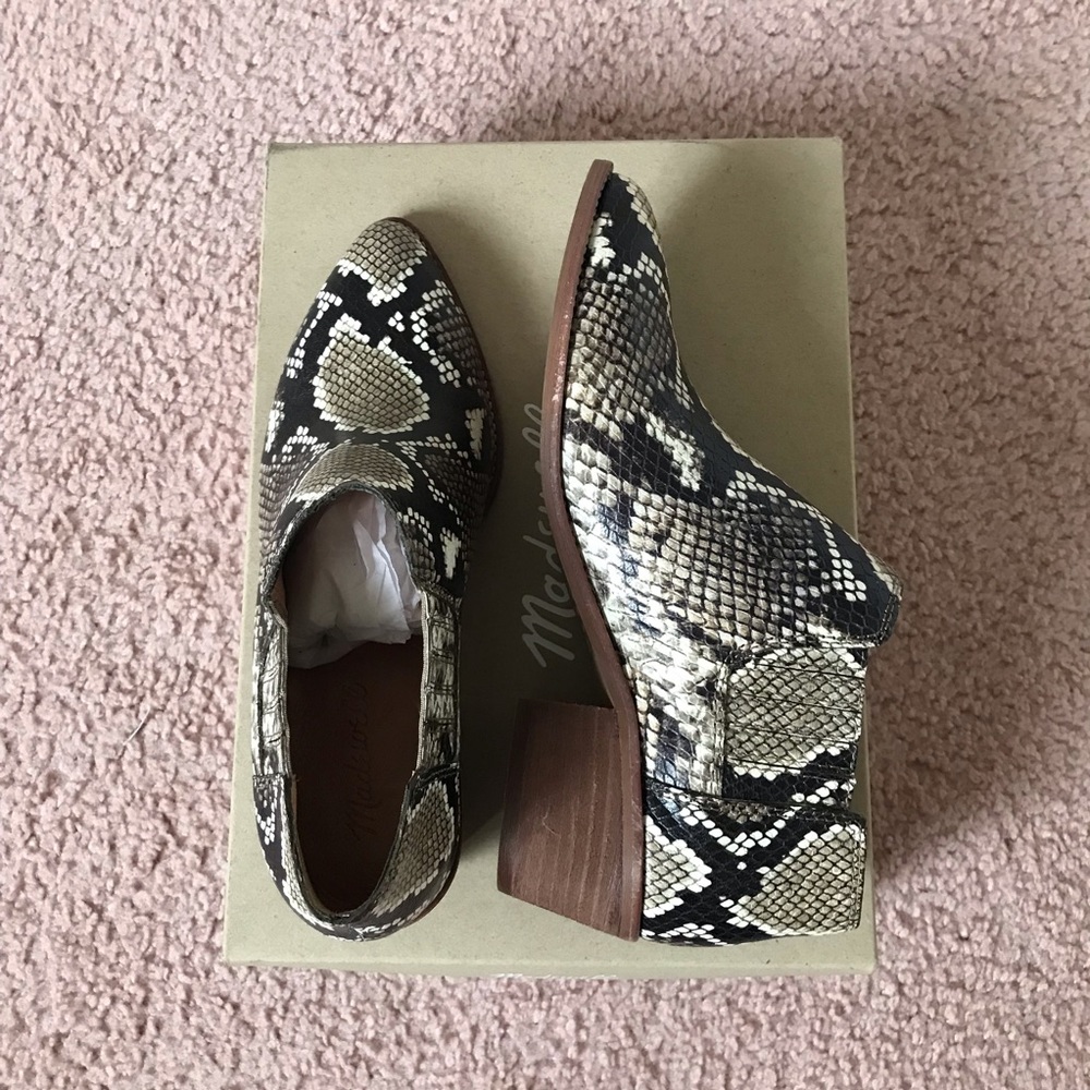 NWT Madewell Snakeprint Pointed toe Booties